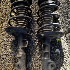 プリウス50純正サスペンションの画像