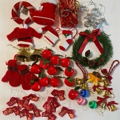 クリスマスツリー　飾り、ライト、キティお道具箱付き
の画像