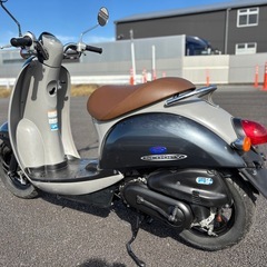 ⭐️スクーピー低燃費FIインジェクションモデル⭐️バッテリー・シート・プラグ・グリップなど新品交換済みで快調⭐️50cc原付スクーター⭐️の画像