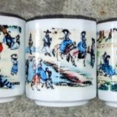 🍓  伝統的な絵柄の陶器製お猪口他10個セット        の画像