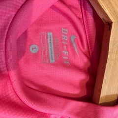 『未使用品』NIKE ナイキ Tシャツの画像
