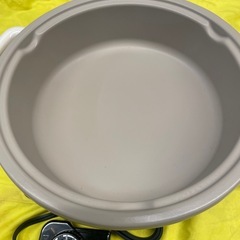 【中古】¥1800 東芝電気鍋　調理器具　動作確認済 【IJ189】の画像