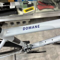 TREK 「トレック」 DOMANE AL2 GEN4 2024年モデル ロードバイク /  rc_ITUIDQCLHUOG_S552-kの画像