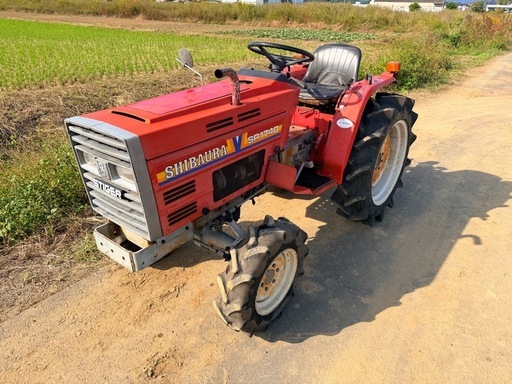 制約済み‼️シバウラ SP1740 トラクター 17馬力 848時間 4WD 3点 4駆  農機具 耕運機 50km配送無料‼️