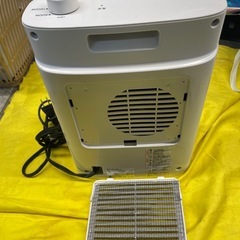 【中古】¥2,000 美品　セラミックヒーター　20年製 【IJ193】の画像