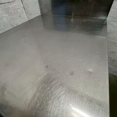 ステンレス製 作業台 バックガード付 W600×D750×H800 厨房 厨房機器 店舗 店舗用品 コンロ台 キッチン用品 中段あり Y2352YGの画像