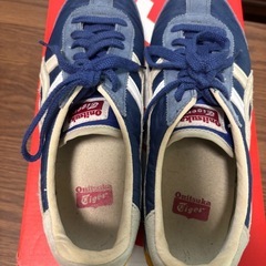 オニツカタイガーの画像