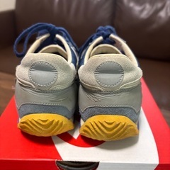 オニツカタイガーの画像