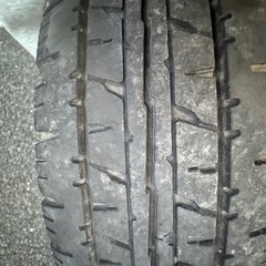 アクティトラック純正鉄ホイール(タイヤ付) 145R12 LTの画像