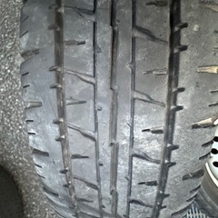 アクティトラック純正鉄ホイール(タイヤ付) 145R12 LTの画像