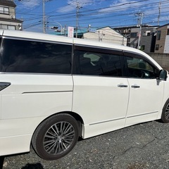 2010 エルグランドe52   2.5の画像