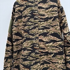 XLARGE エクストララージ 長袖シャツ　迷彩　Mサイズ　カモフラの画像