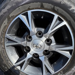ハイエース純正ホイール
の画像