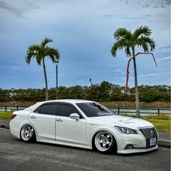 210系クラウン　ロイヤルの画像