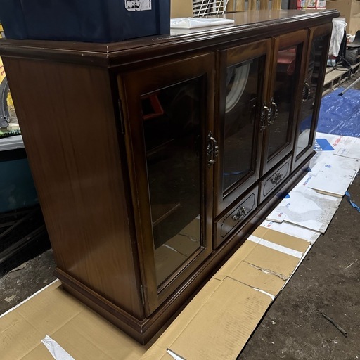 カリモク　ガラスショーケース？　
中古品