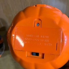 ジャックオーランタンのランプと貯金箱の画像