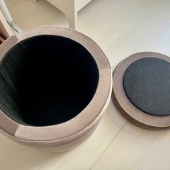 スツール(高さ38㎝×幅35㎝×奥行き35㎝)の画像