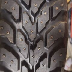 スパイクタイヤの画像