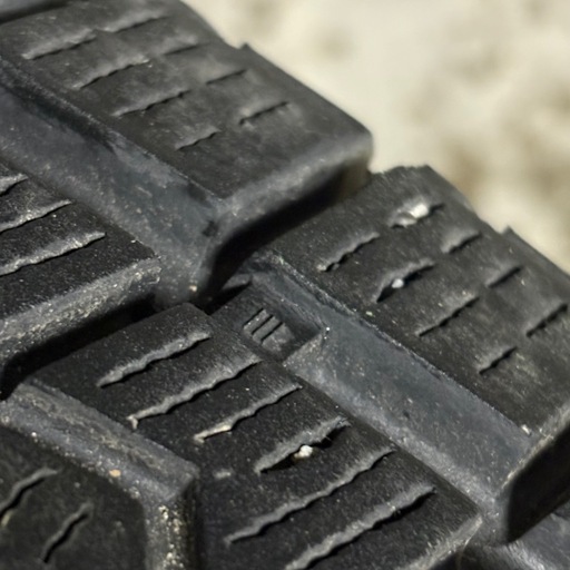 C-13 タイヤ 中古YOKOHAMA STUDLESS ice GUARD GO75 225/65R17