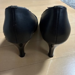 譲ります！！パンプスブラック23.5cm中古の画像