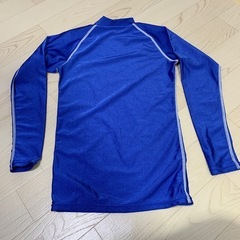 長袖インナー　150cmの画像