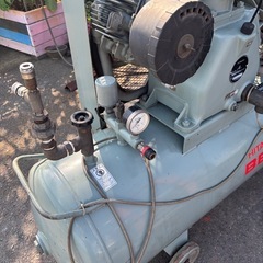 日立コンプレッサー　15馬力の画像