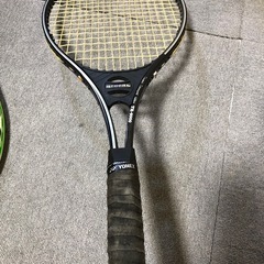 テニスラケット4本まとめてお譲りしますの画像