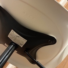 【決まりました】 イケア　回転椅子　イス　学習イス の画像