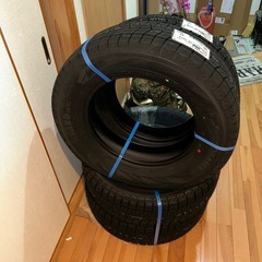 ヨコハマヨコハマ(YOKOHAMA) 215/65R16 98Q スタッドレスタイヤ iceGUARD 7 iG70 4本セットの画像