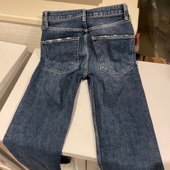 ZARAのデニム24インチくらいの画像