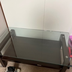 グラス
テブルの画像