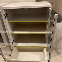 【２個セット】ガラス扉の収納ボックスの画像