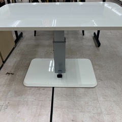 ◇ドリーム尼崎1号館◇ 【ジモティー割引対象商品】ニトリ 昇降テーブルの画像