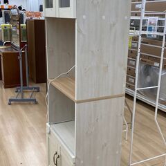 A-403★ジモティ割引あり★【リユースのサカイ野々市店】 食器棚　(幅)58.5cm×(奥行き)37cm×(高さ)180cm ※クリーニング済みの画像
