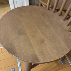 ニトリのダイニングチェア四脚セットの画像