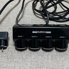 シガーソケット4連の画像