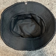 adidasボアバケットハットの画像