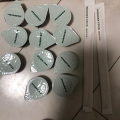 スタバの砂糖ミルクいろいろ　🎁の画像