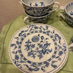 🌹スープカップ＆ソーサー4客セットの画像