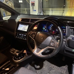 ホンダ　フィットハイブリッド　SSパッケージ　1年車検あり　10万5千キロ　早期取引値下げ可能の画像