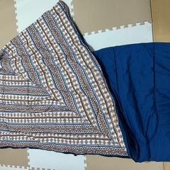 ホールアース（Whole Earth） シュラフ 寝袋 封筒型 WE26DE01の画像