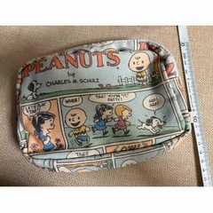 新品未使用　PEANUTS  スヌーピー　ポーチの画像