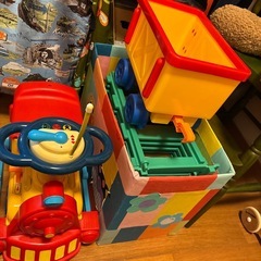 ジャンク汽車の乗り物の画像