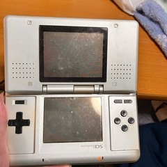 ニンテンドーDS【ジャンク】の画像