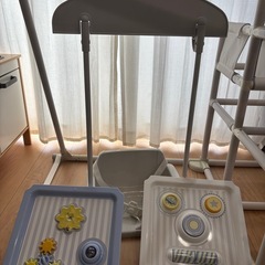 室内ジャングルジム　滑り台　ブランコ　トイザらスの画像