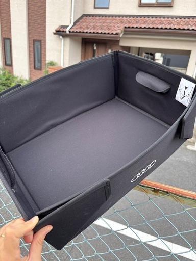 アウディ　純正　ラゲッジバック　ぬのせい布製