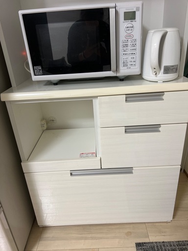 食器棚　ホワイト