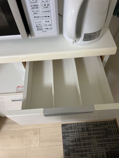 食器棚　ホワイト