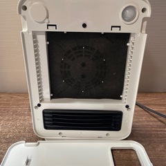 小型 セラミックヒーター 人感センサー付き アイリスオーヤマの画像