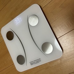 デジタル体重計の画像